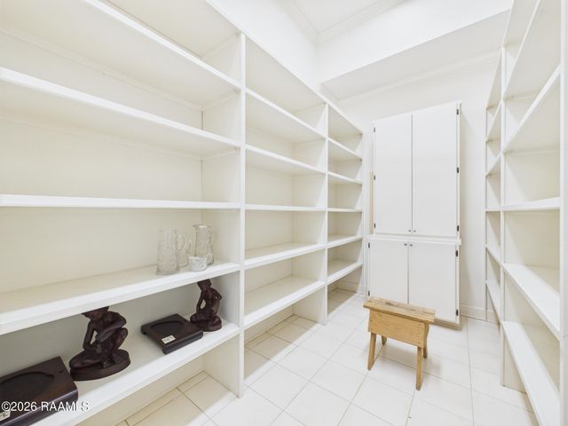 327 Beverly Drive, Lafayette, LA 70503