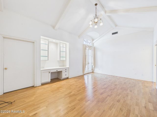 327 Beverly Drive, Lafayette, LA 70503