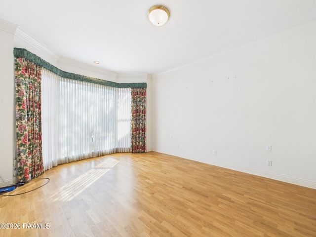 327 Beverly Drive, Lafayette, LA 70503