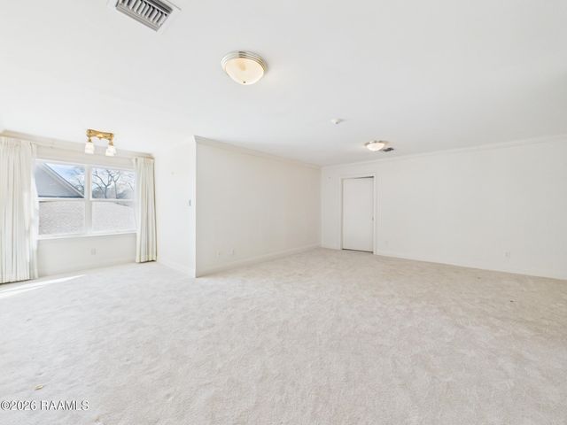 327 Beverly Drive, Lafayette, LA 70503