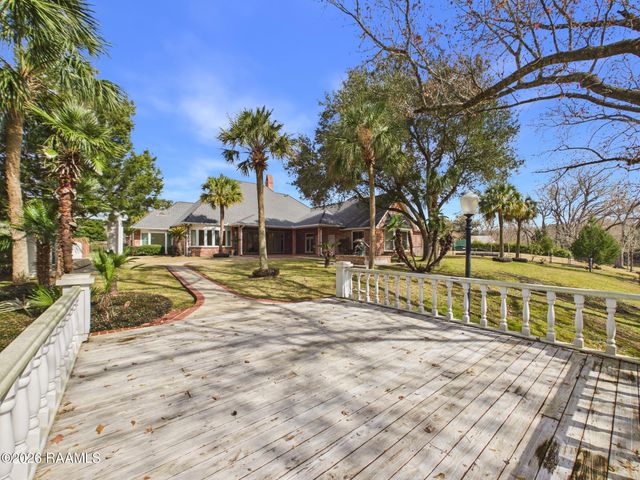 327 Beverly Drive, Lafayette, LA 70503