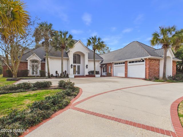 327 Beverly Drive, Lafayette, LA 70503