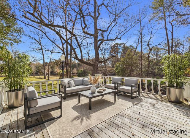 327 Beverly Drive, Lafayette, LA 70503