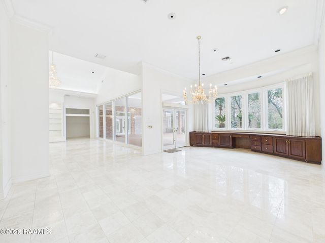 327 Beverly Drive, Lafayette, LA 70503