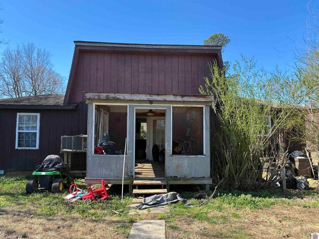 4695 Wadesboro Rd. S, Benton, KY 42025