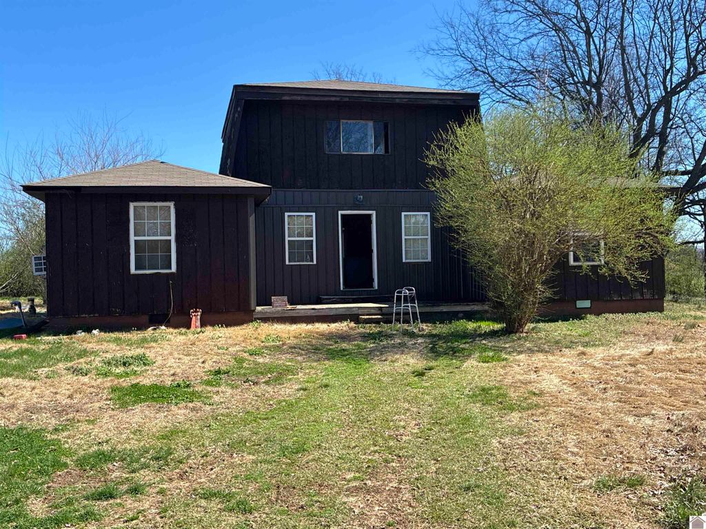 4695 Wadesboro Rd. S, Benton, KY 42025