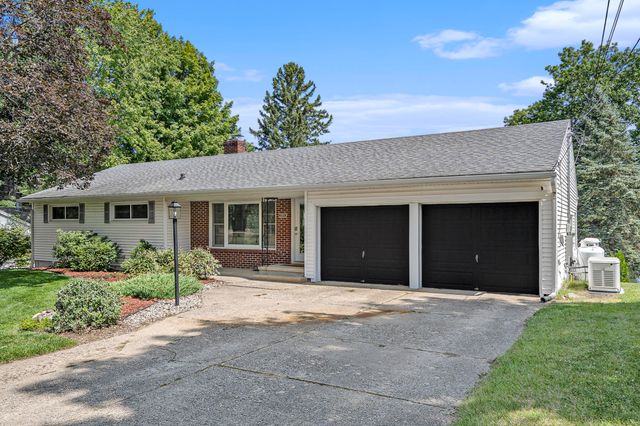 3509 Lake Allegan Drive, Allegan Twp, MI 49010