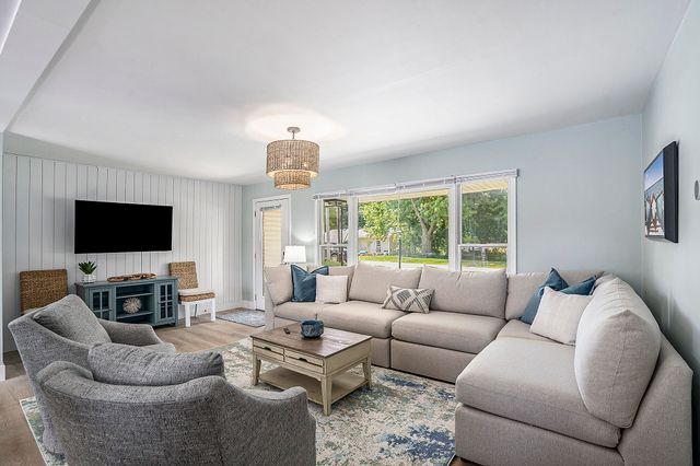 3509 Lake Allegan Drive, Allegan Twp, MI 49010