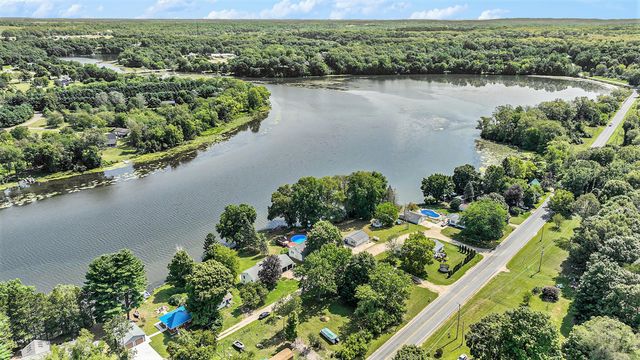 3509 Lake Allegan Drive, Allegan Twp, MI 49010