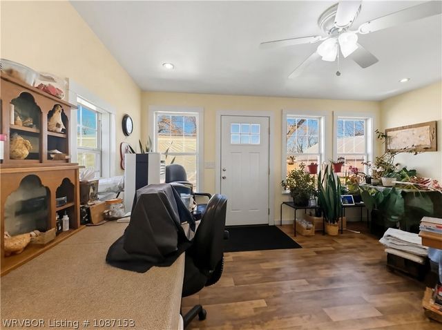 221 W Poplar Street, Stilwell, OK 74960