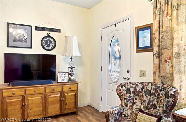 221 W Poplar Street, Stilwell, OK 74960