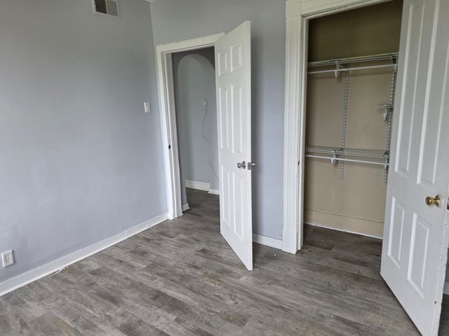 10534 S Maryland Avenue, Chicago, IL 60628