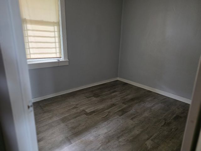 10534 S Maryland Avenue, Chicago, IL 60628
