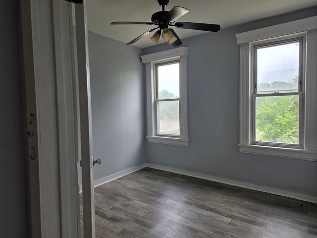 10534 S Maryland Avenue, Chicago, IL 60628