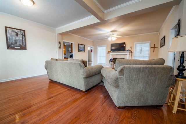 20 WOODMONT DR, Eads, TN 38028