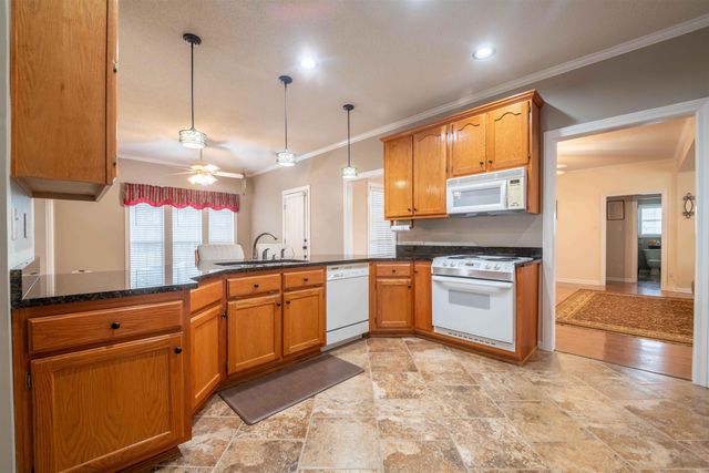 20 WOODMONT DR, Eads, TN 38028