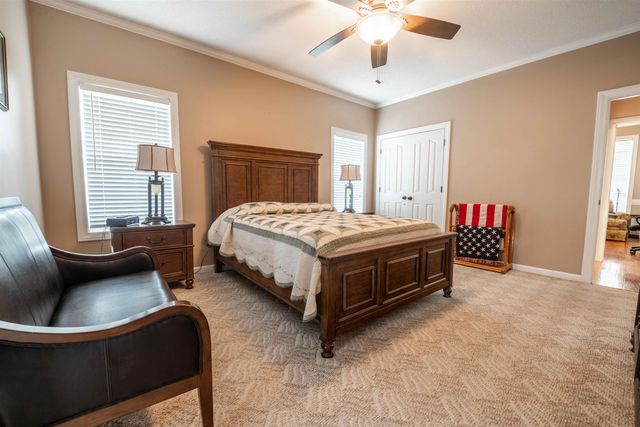 20 WOODMONT DR, Eads, TN 38028