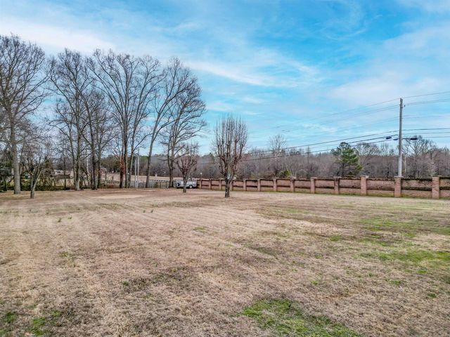 20 WOODMONT DR, Eads, TN 38028