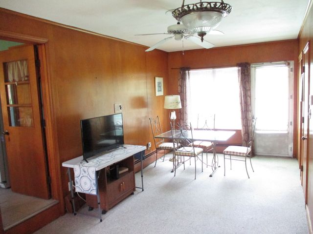 8 Susan Lane, Meriden, CT 06450