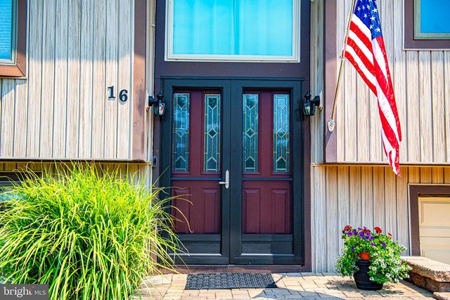 16 WOODY RD, Baltimore, MD 21221