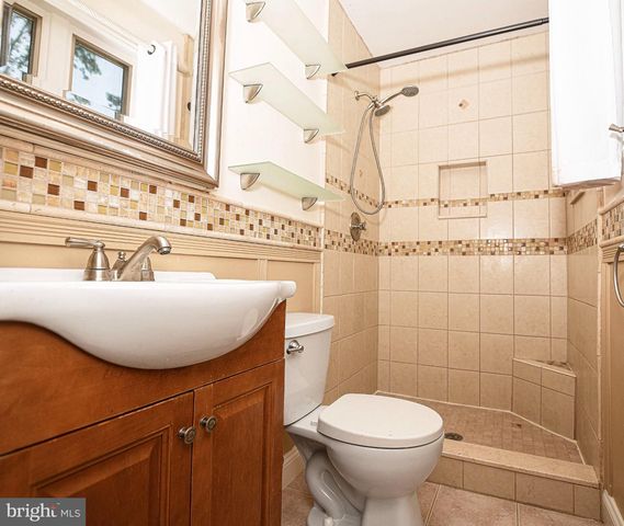 16 WOODY RD, Baltimore, MD 21221