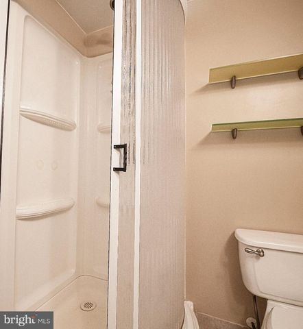 16 WOODY RD, Baltimore, MD 21221
