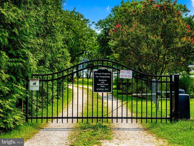 16 WOODY RD, Baltimore, MD 21221