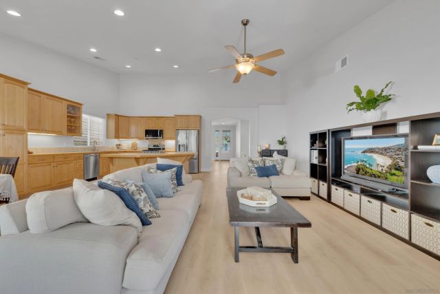 10155 Conejo Lane, Santee, CA 92071