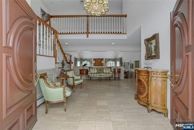 510 Hampton Hill Road, Franklin Lakes, NJ 07417