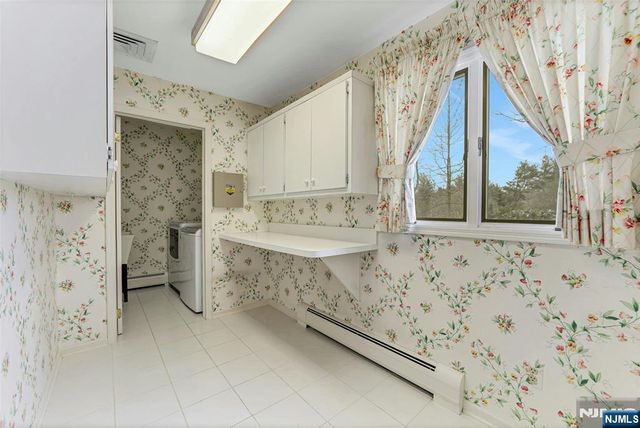 510 Hampton Hill Road, Franklin Lakes, NJ 07417