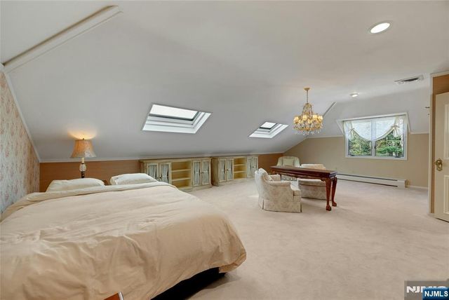 510 Hampton Hill Road, Franklin Lakes, NJ 07417