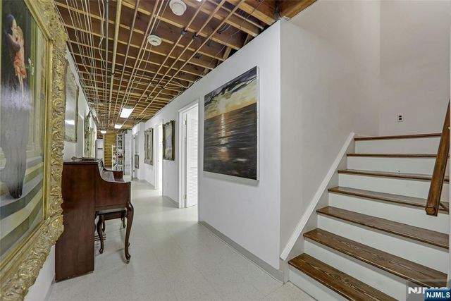 510 Hampton Hill Road, Franklin Lakes, NJ 07417