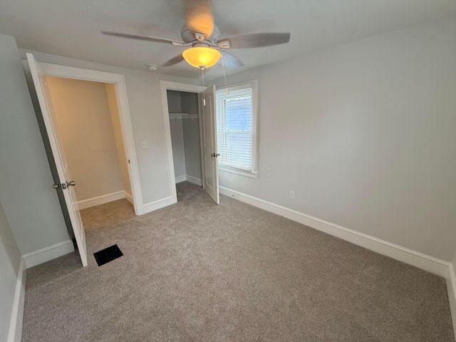 512 E Woodrow Avenue, Columbus, OH 43207