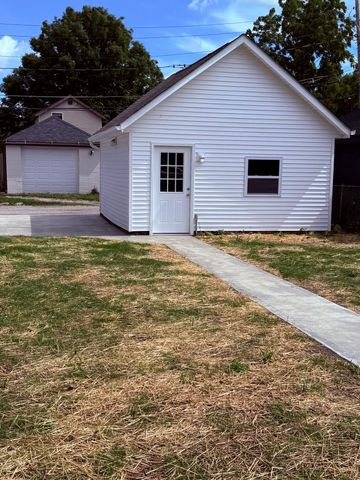 512 E Woodrow Avenue, Columbus, OH 43207