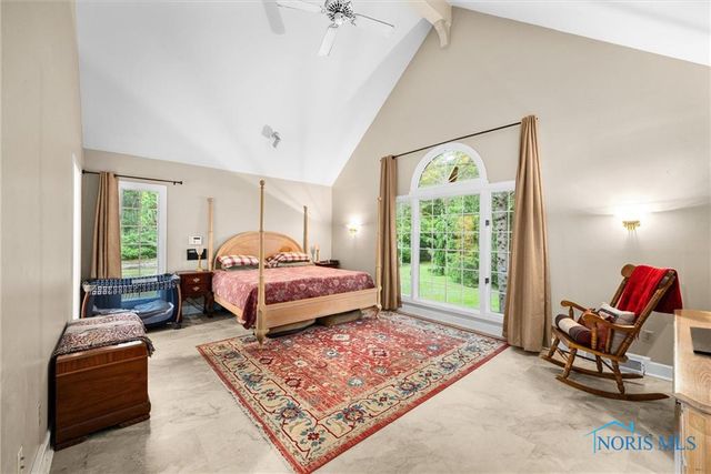 2015 King Road, Toledo, OH 43617