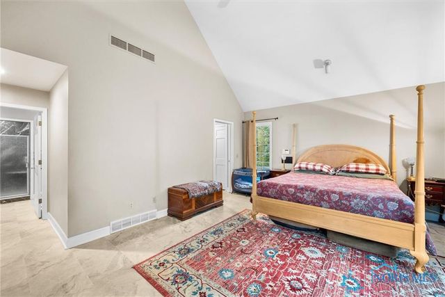 2015 King Road, Toledo, OH 43617
