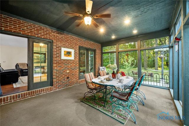 2015 King Road, Toledo, OH 43617