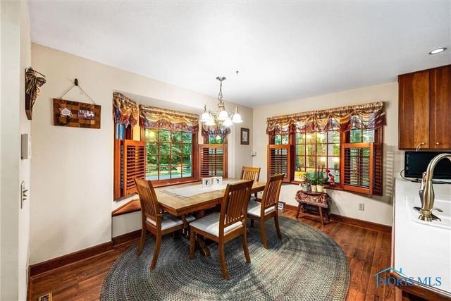 2015 King Road, Toledo, OH 43617
