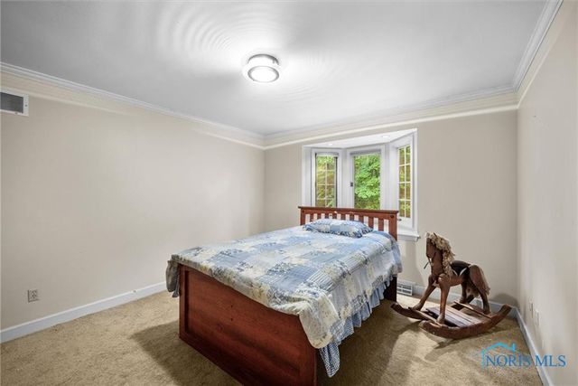 2015 King Road, Toledo, OH 43617