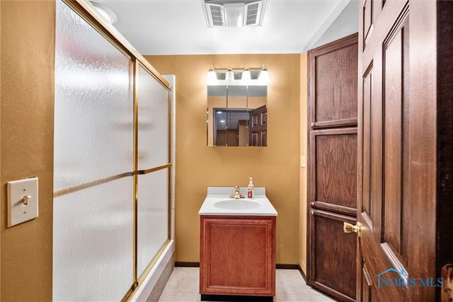2015 King Road, Toledo, OH 43617