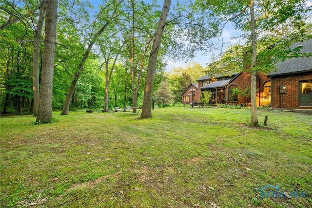 2015 King Road, Toledo, OH 43617