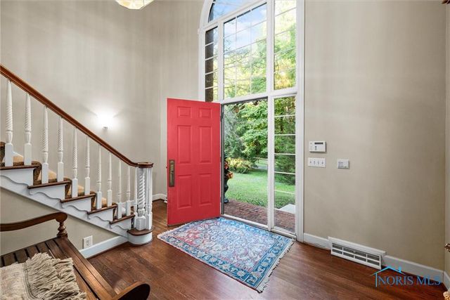 2015 King Road, Toledo, OH 43617