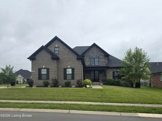 12705 Valley Pine Dr, Louisville, KY 40299