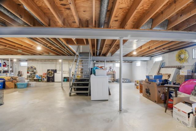 2061 Edinburg Lane, Fairfield, OH 45014