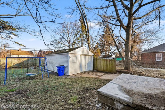 13538 Penrod Street, Detroit, MI 48223