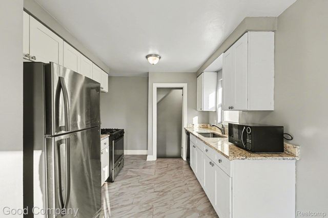 13538 Penrod Street, Detroit, MI 48223