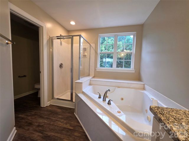 5908 Bonnybridge Court, Charlotte, NC 28278
