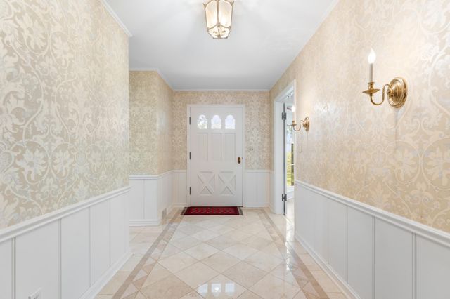 1429 20th Street SW, Rochester, MN 55902