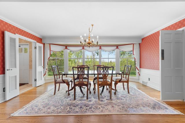 1429 20th Street SW, Rochester, MN 55902