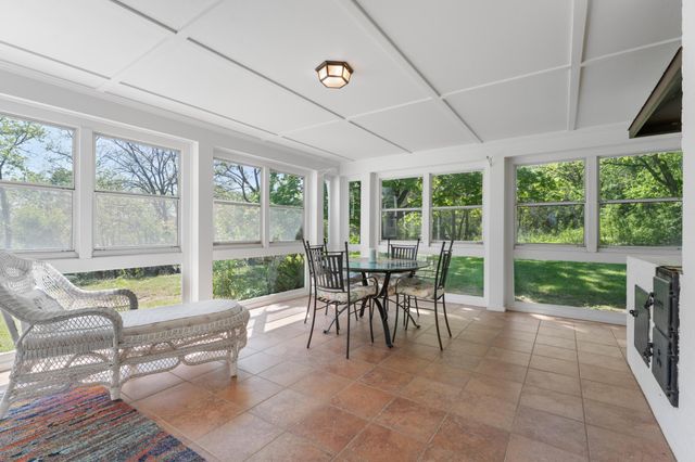 1429 20th Street SW, Rochester, MN 55902